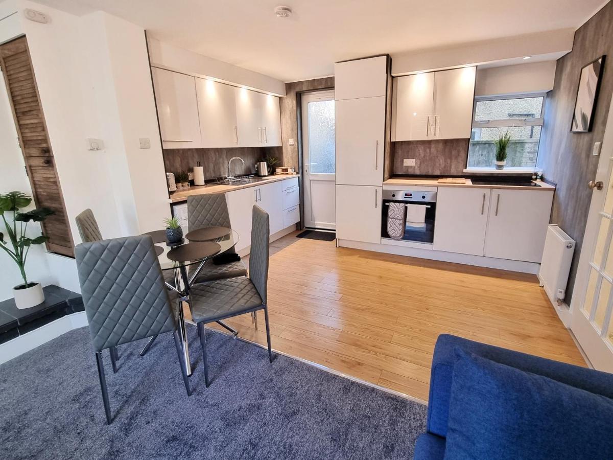 Cosy Apartment Nearby Train Station! Γουάτφορντ Εξωτερικό φωτογραφία